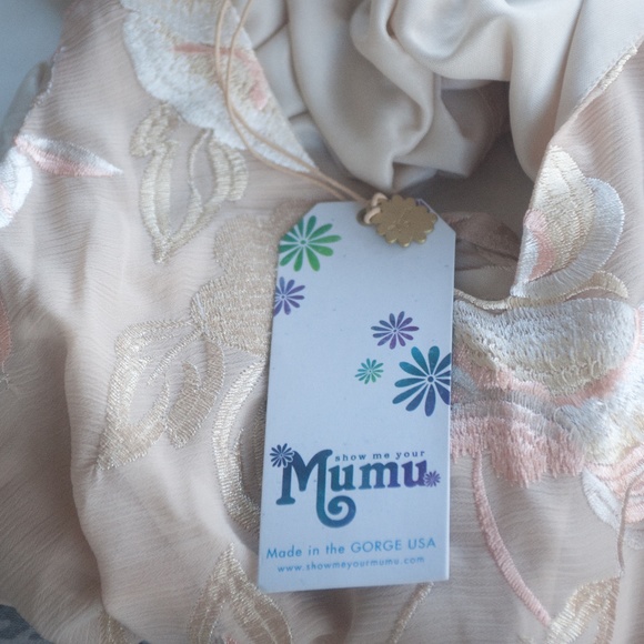 NWT Show Me Your MuMu Floral Embroidered Joy Top - Picture 6 of 15